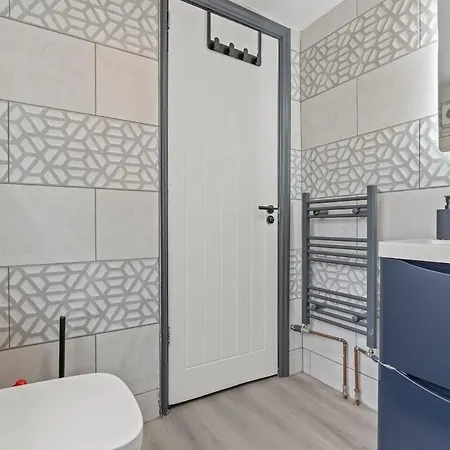 Modern Cozy Apartment Birmingham