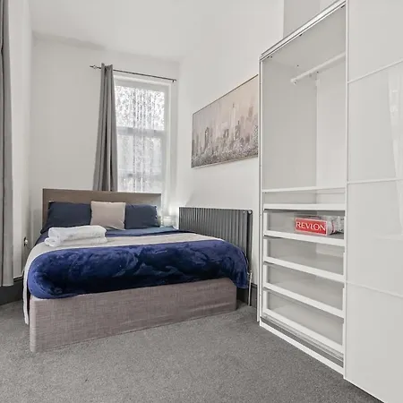 Apartment Modern Cozy